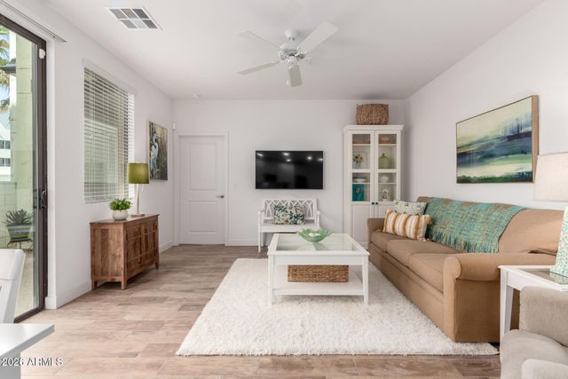 2511 W QUEEN CREEK Road 174, Chandler, AZ 85248