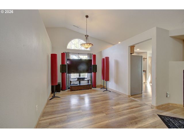 10517 Ne 45TH Ave, Vancouver, WA 98686