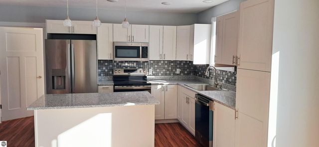 2221 Nancy Kay Avenue, Interlochen, MI 49643