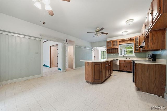 19111 Foxfire Forest Road, Wildwood, MO 63069