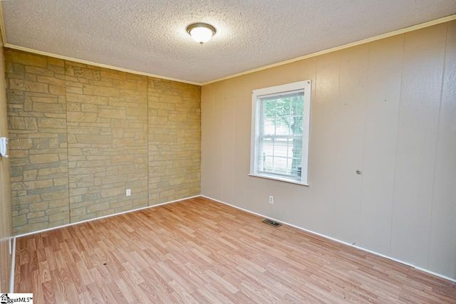 196 Mcarthur Street, Spartanburg, SC 29302