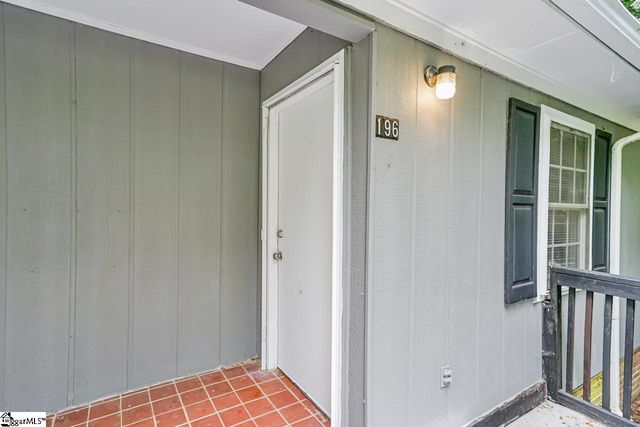 196 Mcarthur Street, Spartanburg, SC 29302