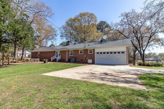 28 Kelly Street, Lincolnton, GA 30817