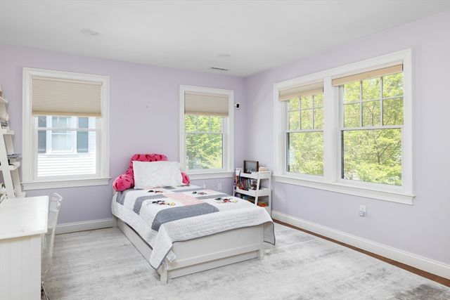 37 Stearns St, Newton, MA 02459