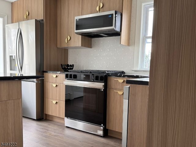 21 Lombardy Pl, Maplewood Twp., NJ 07040