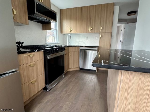 21 Lombardy Pl, Maplewood Twp., NJ 07040