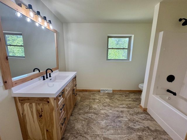 1919 Dakota Junction, Arkdale, WI 54613