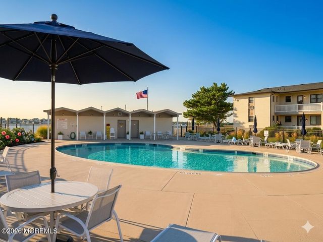 34 Wharfside Drive, Monmouth Beach, NJ 07750