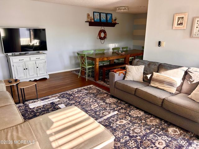 34 Wharfside Drive, Monmouth Beach, NJ 07750