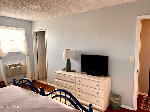 34 Wharfside Drive, Monmouth Beach, NJ 07750