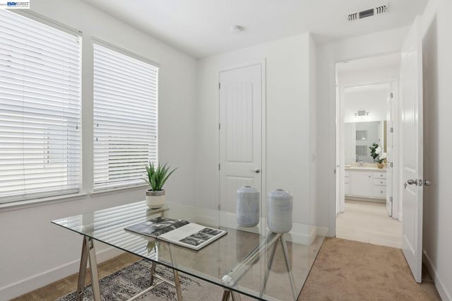 516 Palmer Ave, Hayward, CA 94541