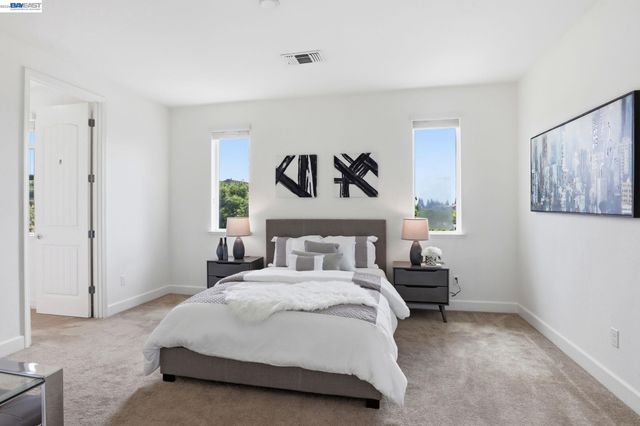 516 Palmer Ave, Hayward, CA 94541