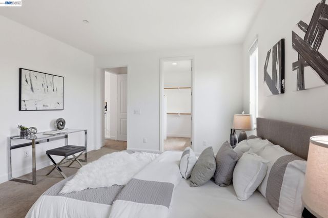 516 Palmer Ave, Hayward, CA 94541