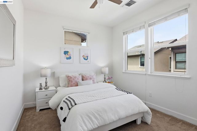 516 Palmer Ave, Hayward, CA 94541