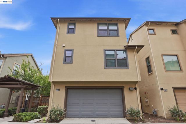 516 Palmer Ave, Hayward, CA 94541