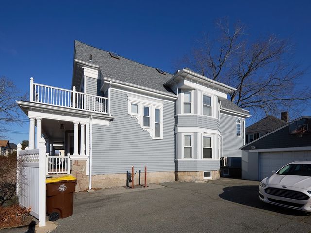 301 Madison, Fall River, MA 02720