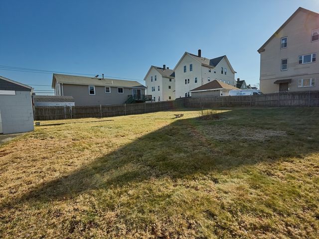 301 Madison, Fall River, MA 02720