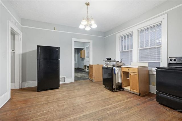 675 Holderness Street SW, Atlanta, GA 30310