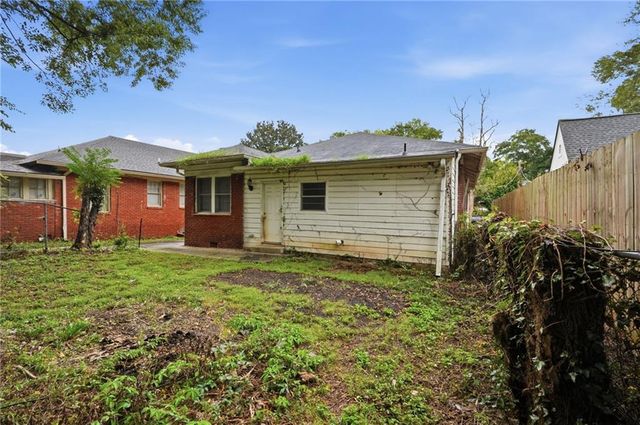 675 Holderness Street SW, Atlanta, GA 30310