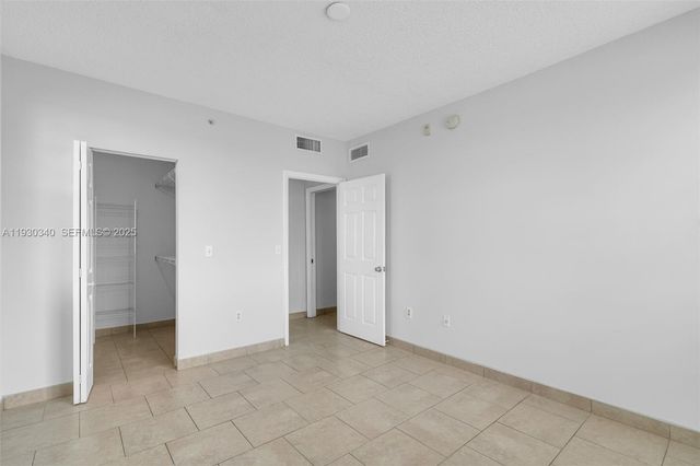 2401 W Preserve Way 204, Miramar, FL 33025