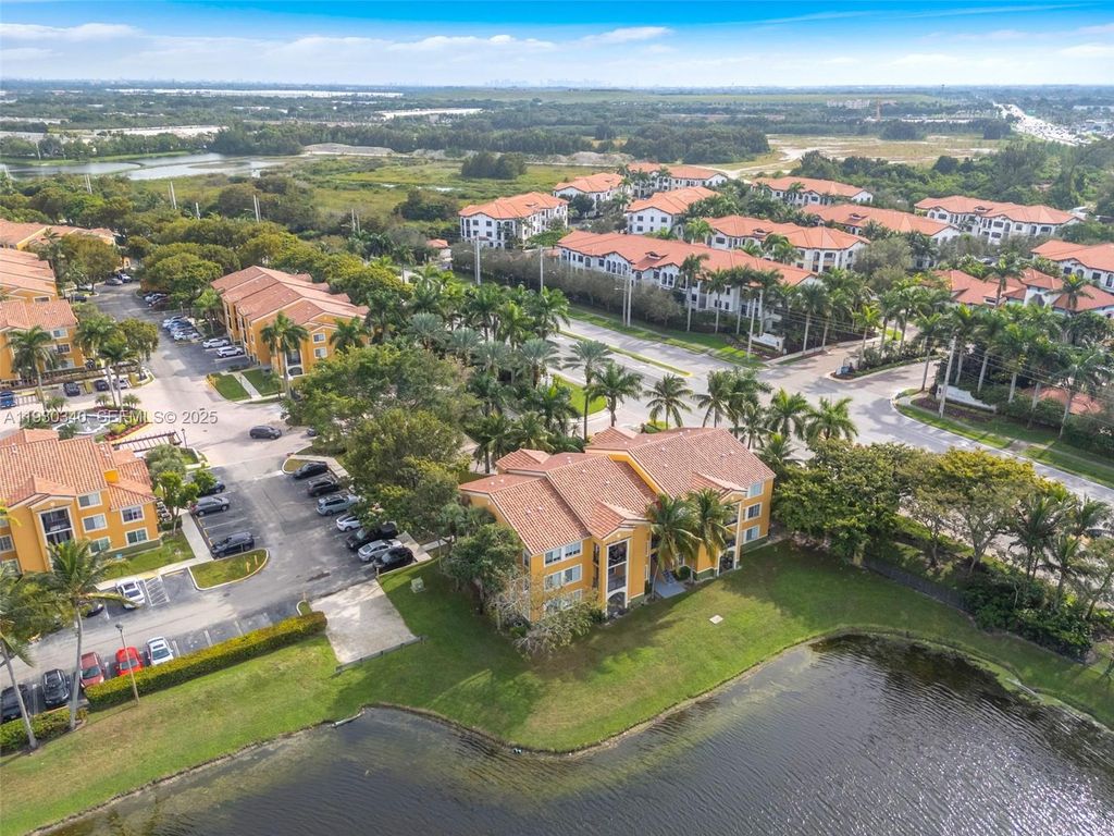 Image 33 of property listing at 2401 W Preserve Way 204, Miramar, FL 33025