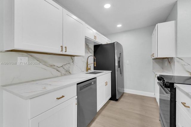 139 NW 12th Avenue, Delray Beach, FL 33444