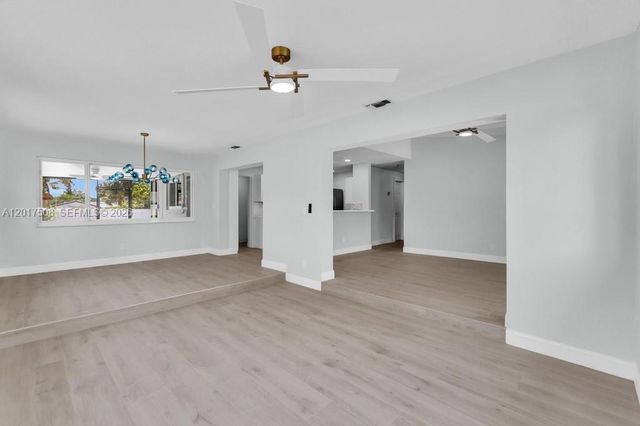 139 NW 12th Avenue, Delray Beach, FL 33444