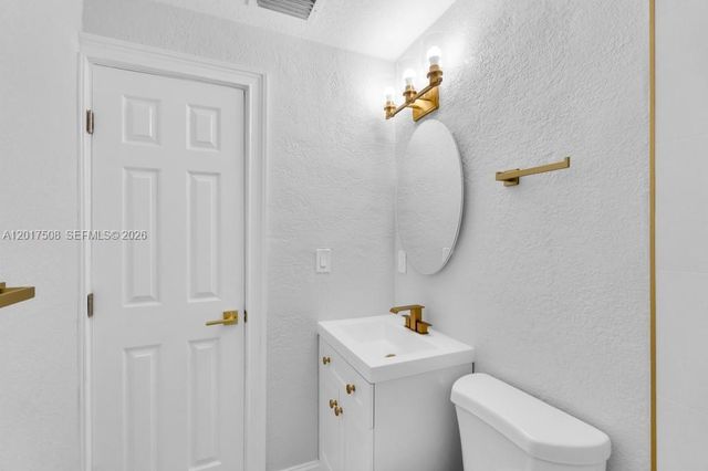 139 NW 12th Avenue, Delray Beach, FL 33444