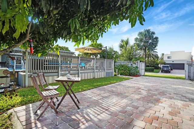 954 NE 26th Avenue, Pompano Beach, FL 33062