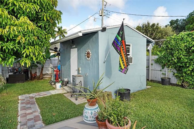 954 NE 26th Avenue, Pompano Beach, FL 33062