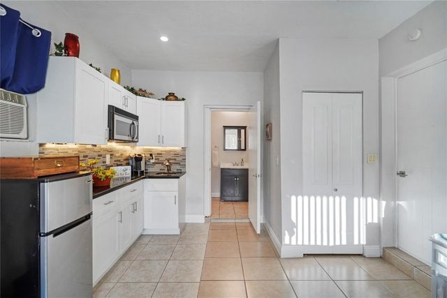 954 NE 26th Avenue, Pompano Beach, FL 33062