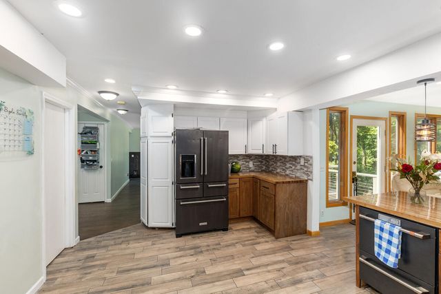 10592 W M Avenue, Kalamazoo, MI 49009