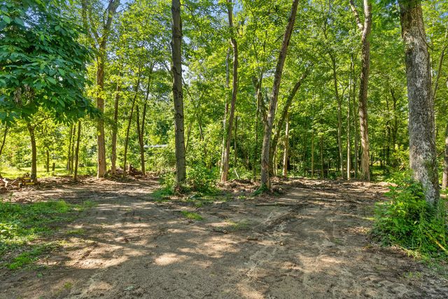 10592 W M Avenue, Kalamazoo, MI 49009