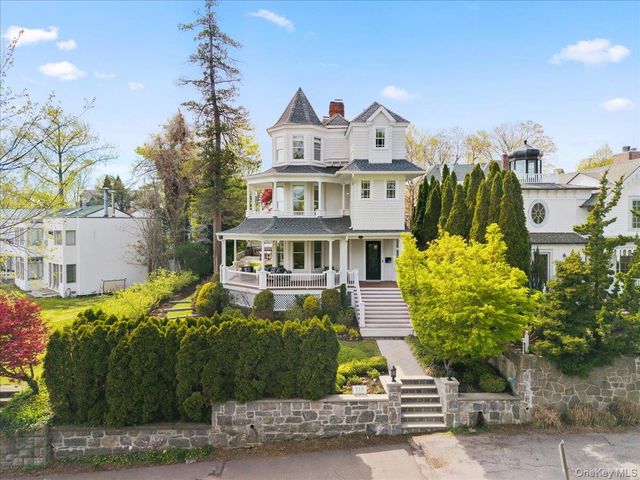 118 Park Avenue, Larchmont, NY 10538