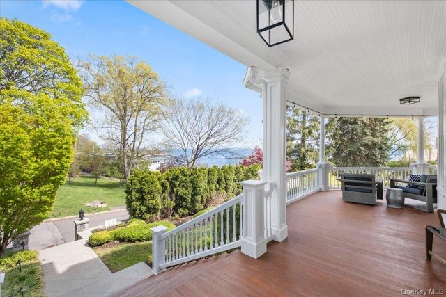 118 Park Avenue, Larchmont, NY 10538