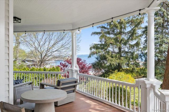 118 Park Avenue, Larchmont, NY 10538