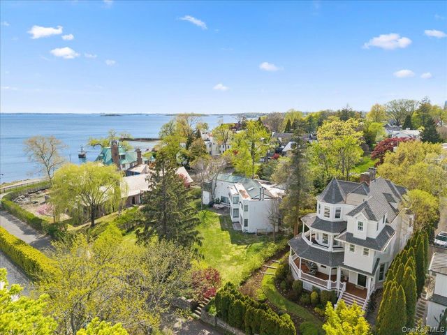 118 Park Avenue, Larchmont, NY 10538