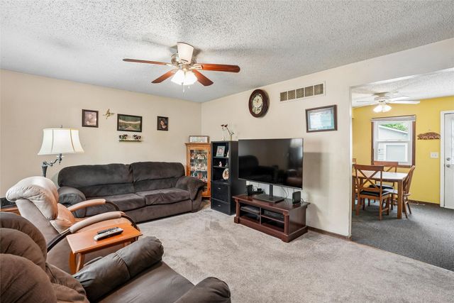 1837 King Avenue, Des Moines, IA 50320
