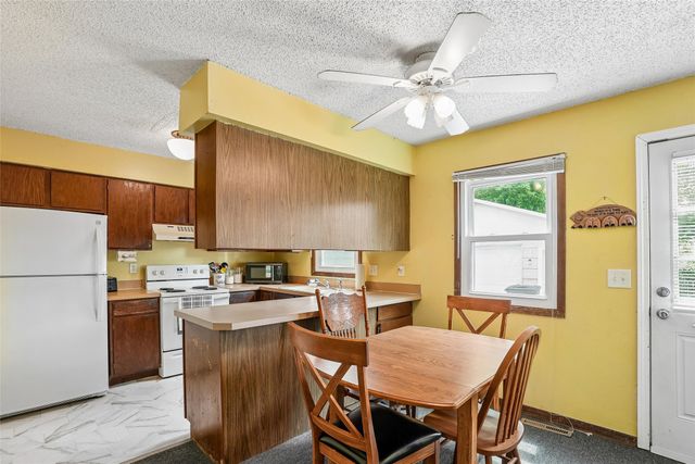 1837 King Avenue, Des Moines, IA 50320
