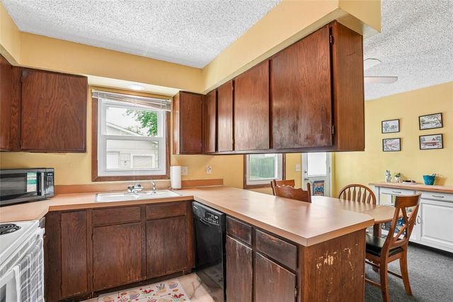1837 King Avenue, Des Moines, IA 50320