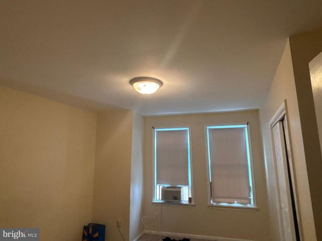 1110 E 11TH ST, Crum Lynne, PA 19022