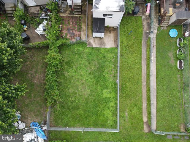 1110 E 11TH ST, Crum Lynne, PA 19022