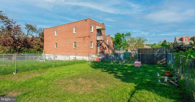 1110 E 11TH ST, Crum Lynne, PA 19022