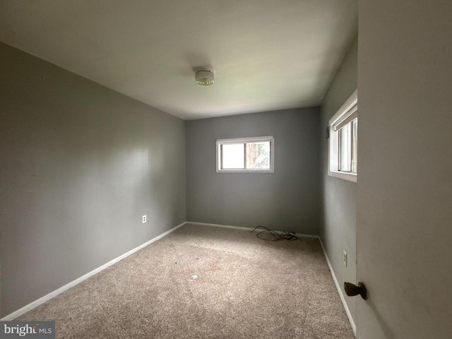 1110 E 11TH ST, Crum Lynne, PA 19022