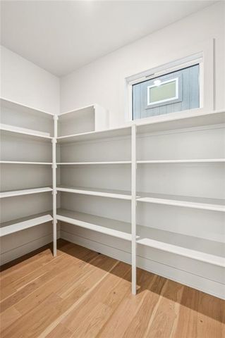 2153 Black Walnut Drive, Liberty, MO 64068