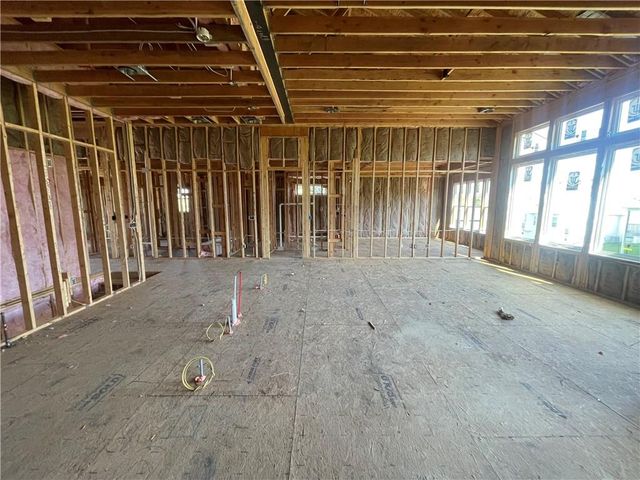 2153 Black Walnut Drive, Liberty, MO 66085