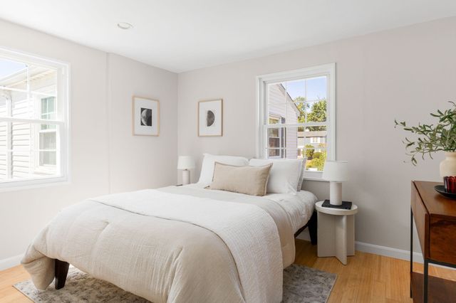 36 Roberts Drive 36, Bedford, MA 01730