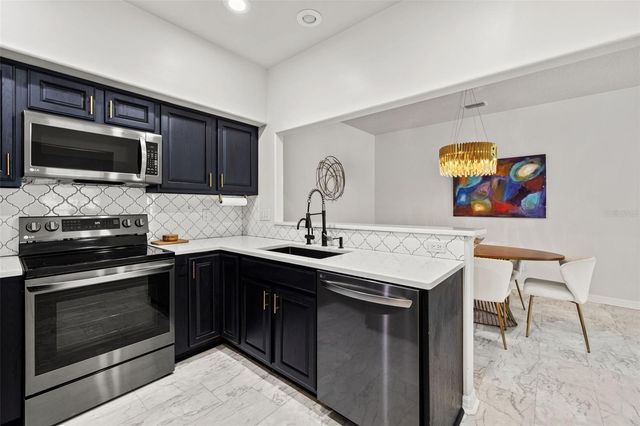 902 WOODBRIDGE COURT, Safety Harbor, FL 34695