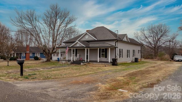 308 Park Avenue, Morganton, NC 28655