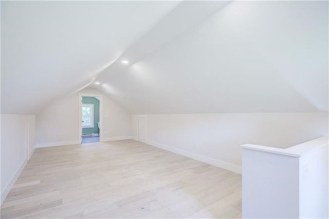 556 East Main Road Road, Middletown, RI 02842